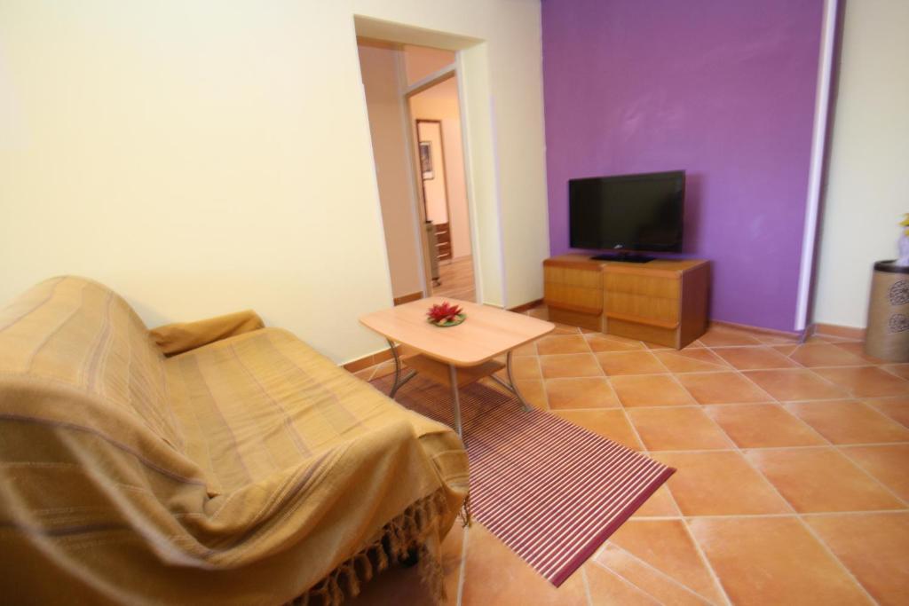 Apartments Tena With Private Parking PUY Rom bilde