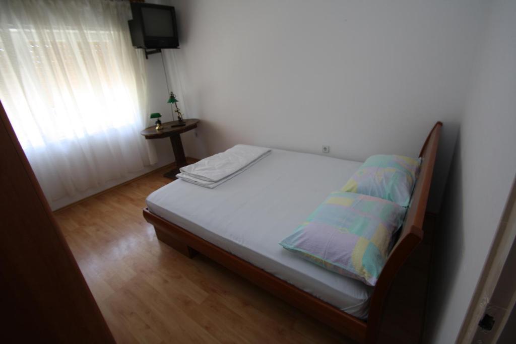 Apartments Tena With Private Parking PUY Rom bilde