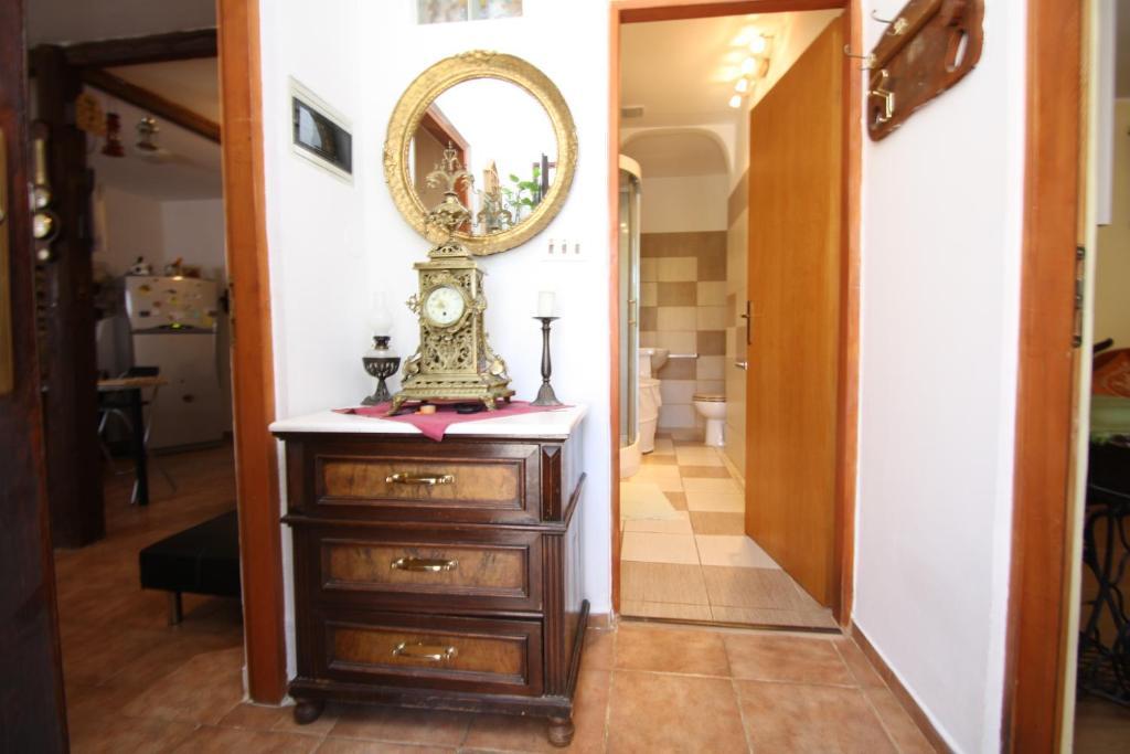 Apartments Tena With Private Parking PUY Rom bilde